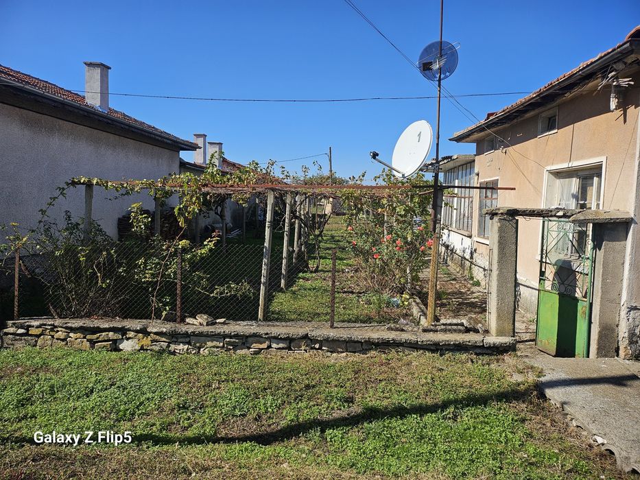 Продава се Къща в Стара Загора, Железник - изток - 940 кв.м за 27 €/кв.м - Снимка #8