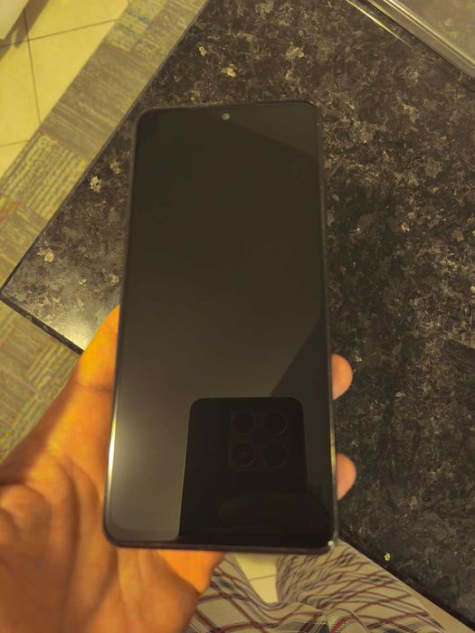 Xiaomi Redmi Note 11 Pro 5G că nou