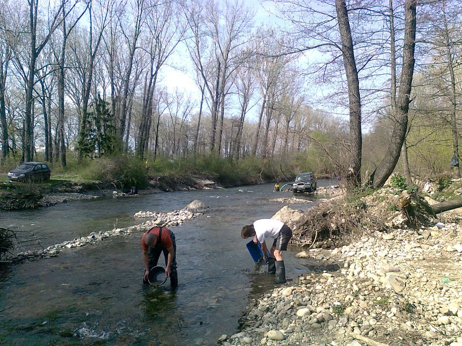 Легени и улеи за промиване на речно злато