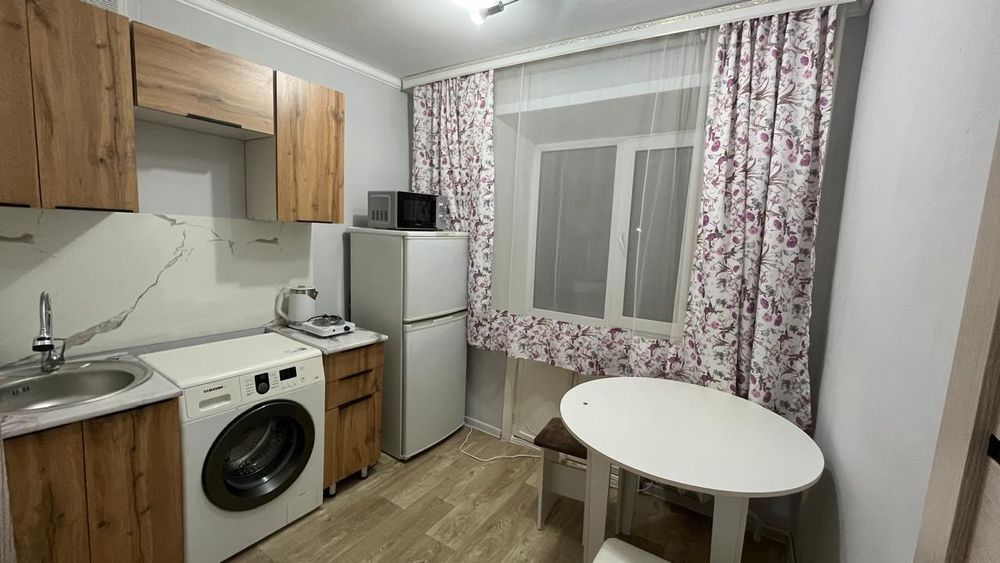 Квартира по суточно!!!