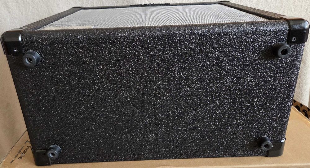 Amplificator chitară acustică Kustom KAA30 – 30W MOSFET