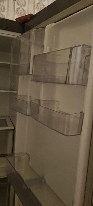 Продаю холодильник LG