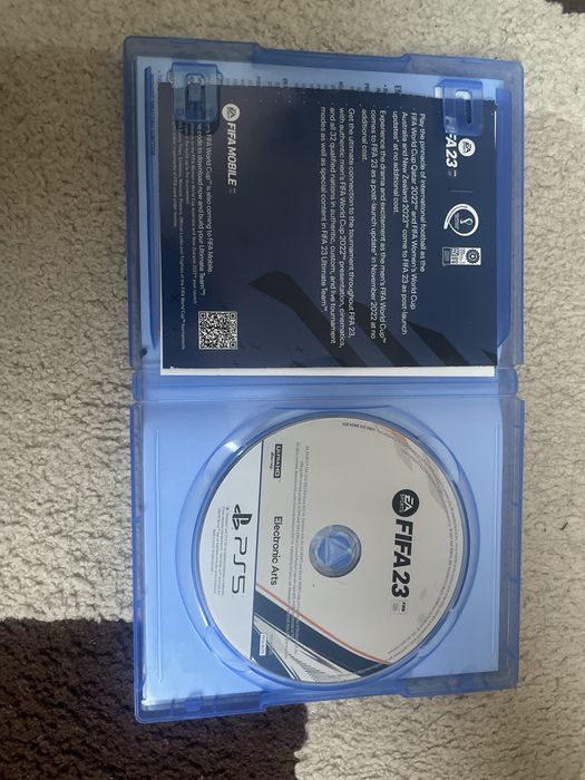 Продам 2 диска фифа на пс5