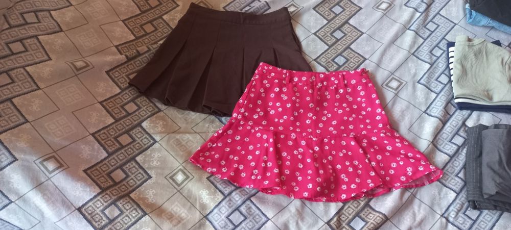 Къси поли и панталонки