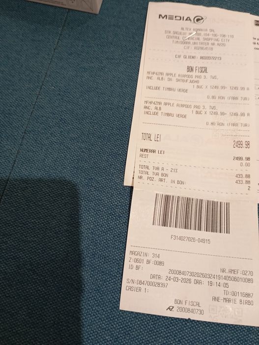 Vând căști AirPods Pro 3   folosite 3 zile cu garanție  Altex!