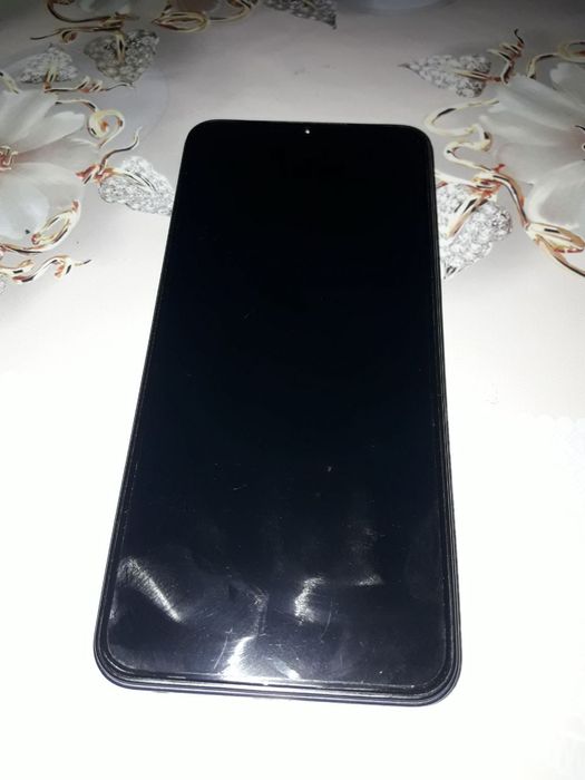 Samarqand Telifon Sotiladi Sirojna VIVO Y22  yangi telifon xali