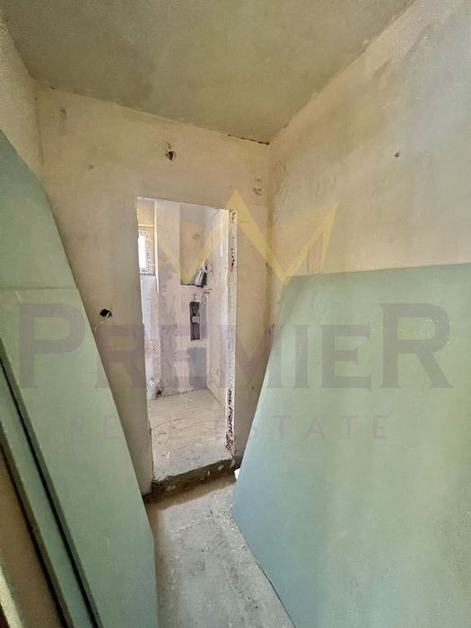 Продава се Двустаен апартамент в Варна, Цветен квартал - 46 кв.м за 1337 €/кв.м - Снимка #5