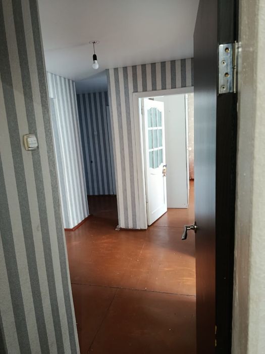 Срочно 3ком квартира в 19 мкр