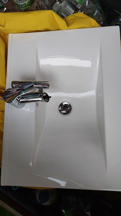 Chiuveta ceramica cu baterie inox și filtru apa Geiser