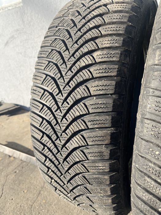 2 бр. зимни гуми 195/65/15 Hankook DOT 2719 6+ mm