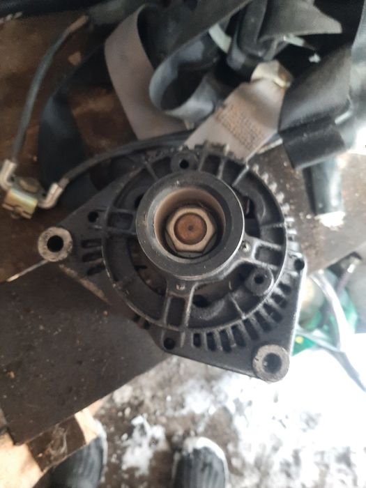 Генератор на пассат б 4 или гольф