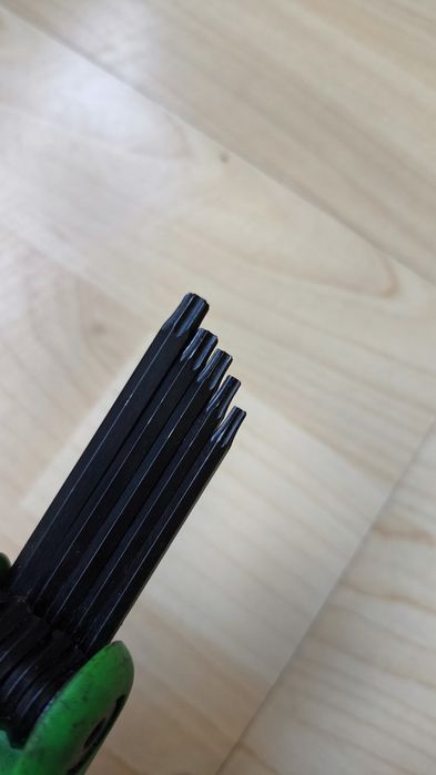 Ключ Stanley Г-образен Torx комплект TX9 -TX40 мм. 8 бр