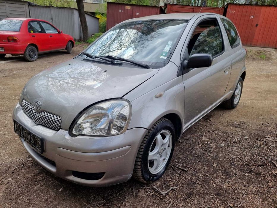Toyota Yaris 1.4D4D/1.0 vvt-i/   На части