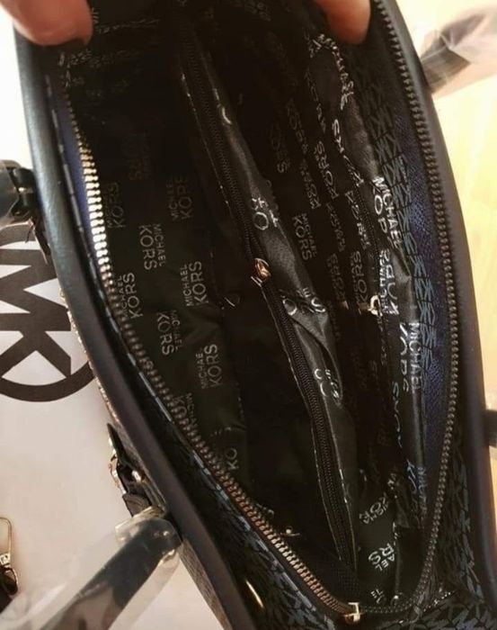 Geanta damă super model, două compartimente, saculet, etichetă