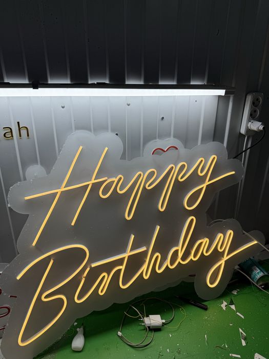 Неоновые вывески