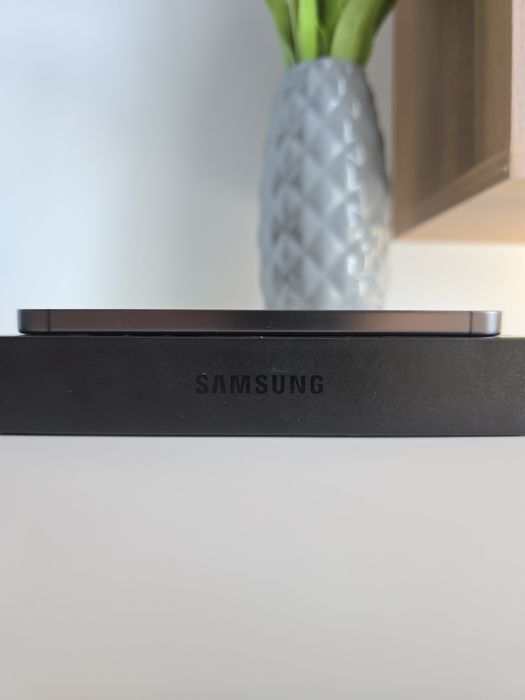 Samsung S24 256Gb Negru 8Gb Ram 5G Fullbox Husa inclusa