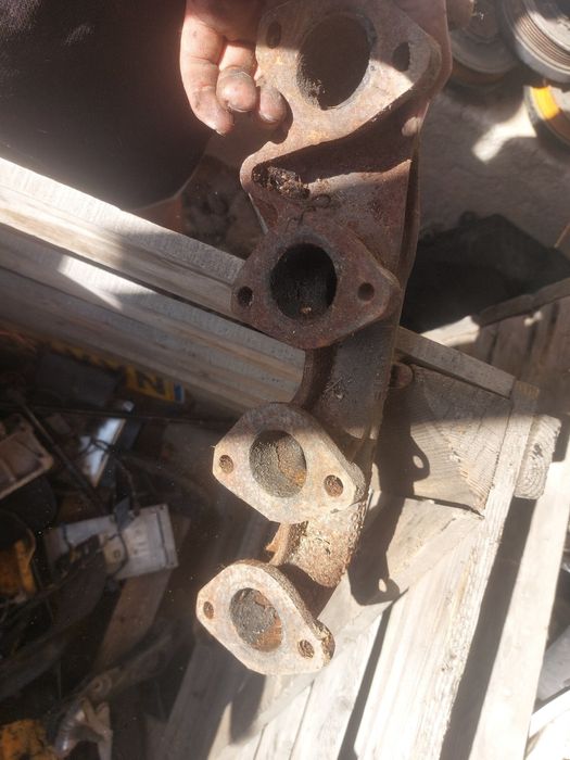 Турбо/изпускателен колектор Бмв е60 520д 177кс е61 bmw e60 520d n47