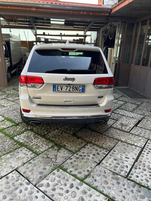 Jeep Grand Cherokee WK2 3.0 CRD Summit на части