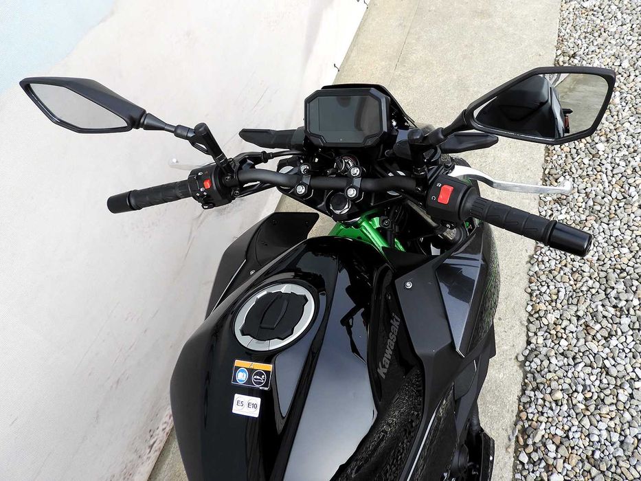 Motocicleta Kawasaki Z500 SE ABS 2026 | Rate | Leasing