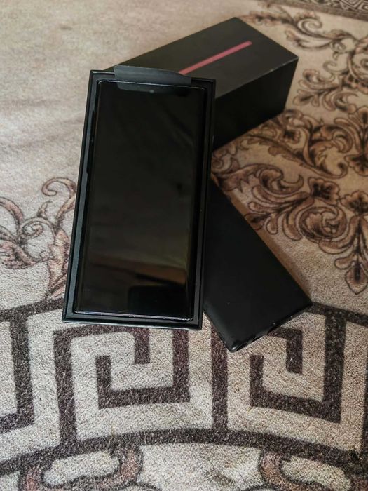 Телефон Samsung note10