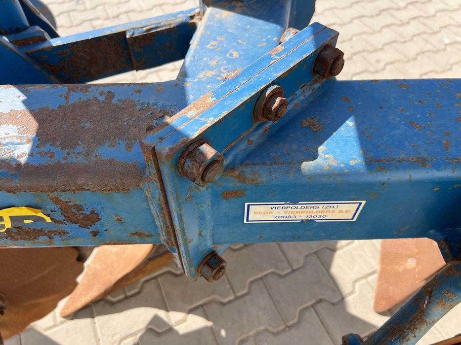 Плуг Rabe Werk – 3 бразди (тела), обръщателен, хидравличен (мин. 100 к.с.)