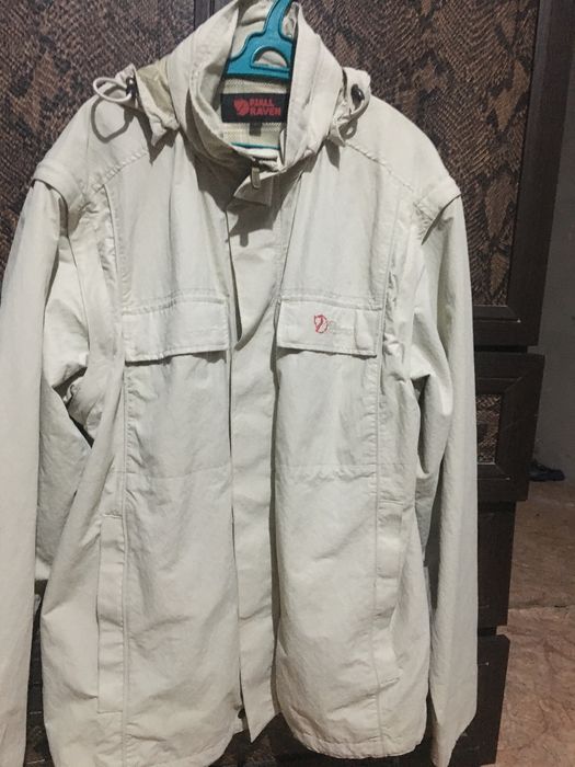 Продам ветровку