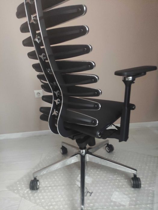 Ергономичен дизайнерски офис стол Equalizer Metta Germany