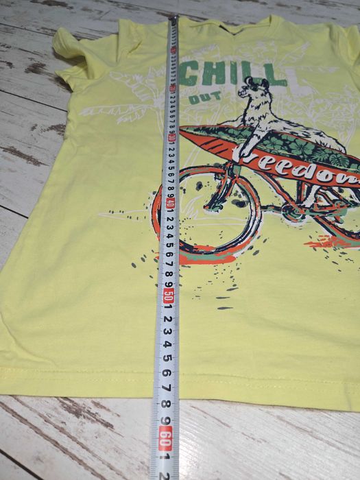 Три пижами  за 10 евро , за момче 146-152см.