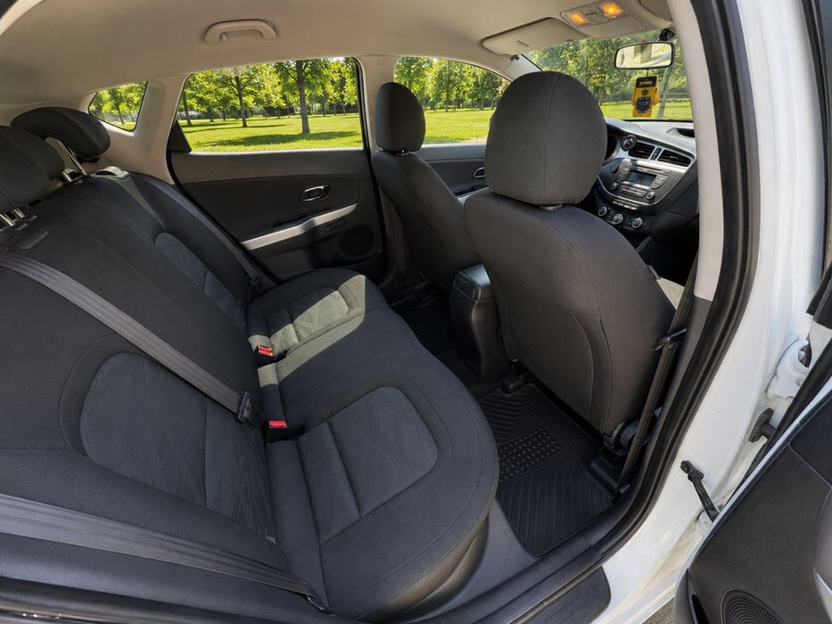 Kia Ceed 1.6 CRDi 128 CP 6 trepte | Mașină personală
