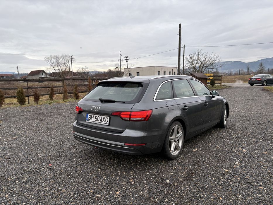 Audi A4 Avant S-line