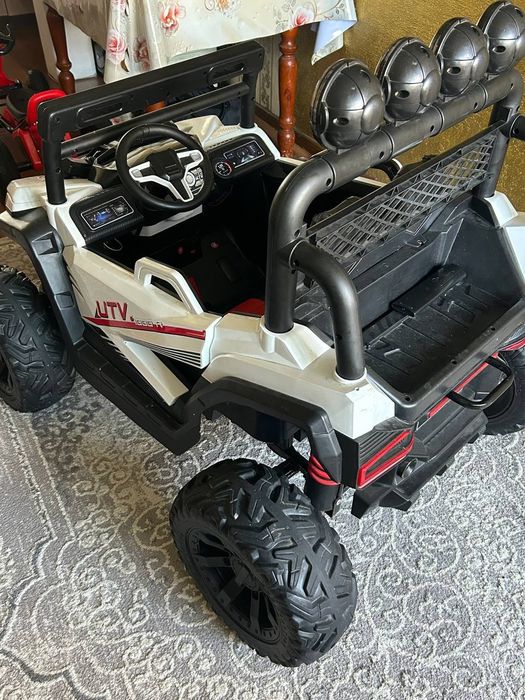 Продам радиоуправляемый машину