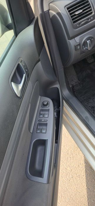 VOLKSWAGEN Jetta 2008 — imagine 5