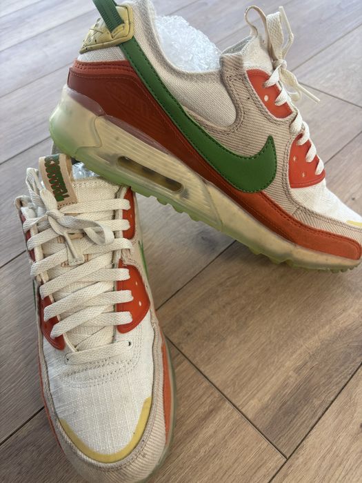 Маратонки  Nike air max