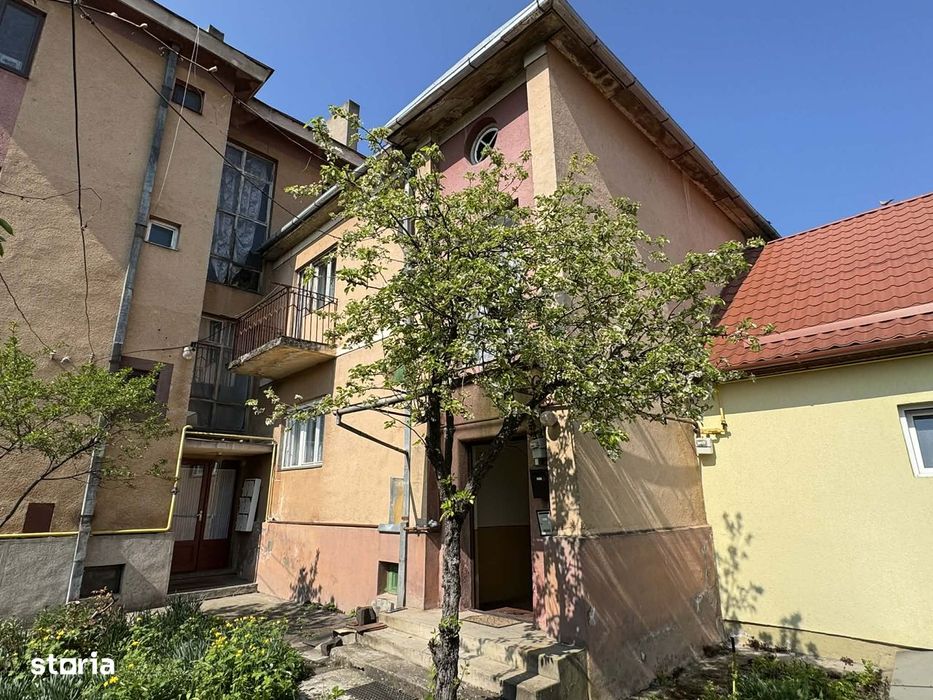 Casa P+1 cu 2 apartamente individuale , zona Ultracentrala