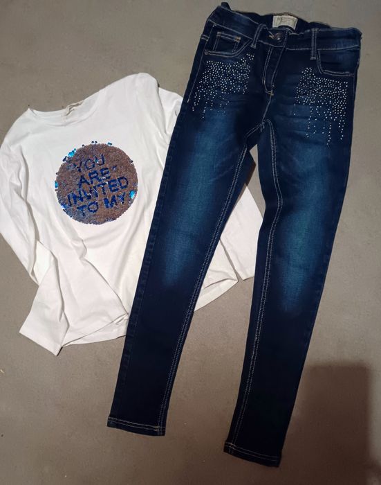 Комплект дънки и блуза