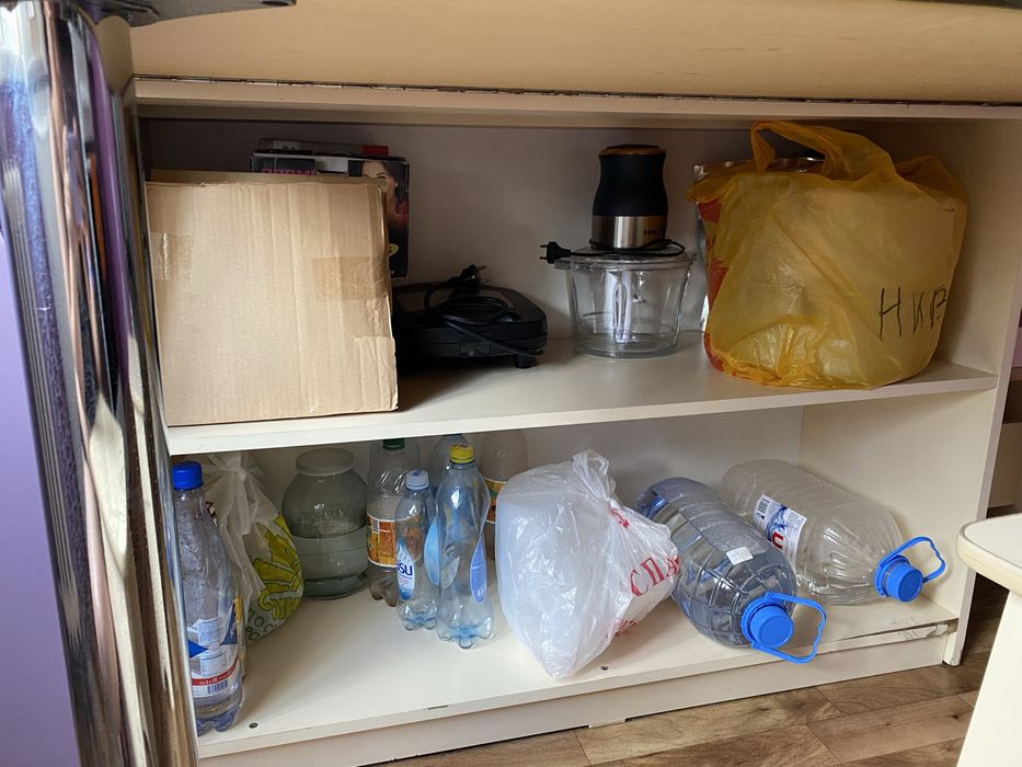 Продам кухонный стол