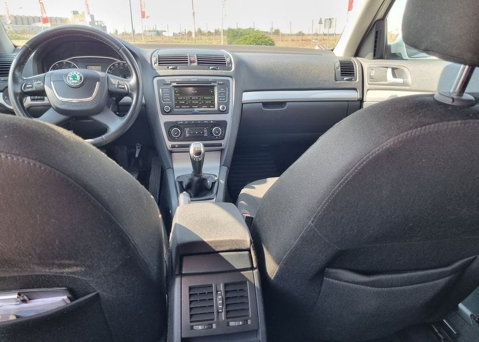 SKODA Octavia 2013 — imagine 5