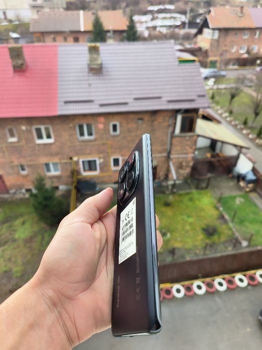 Vând Xiaomi Note14 Pro 12 RAM, 512gb.