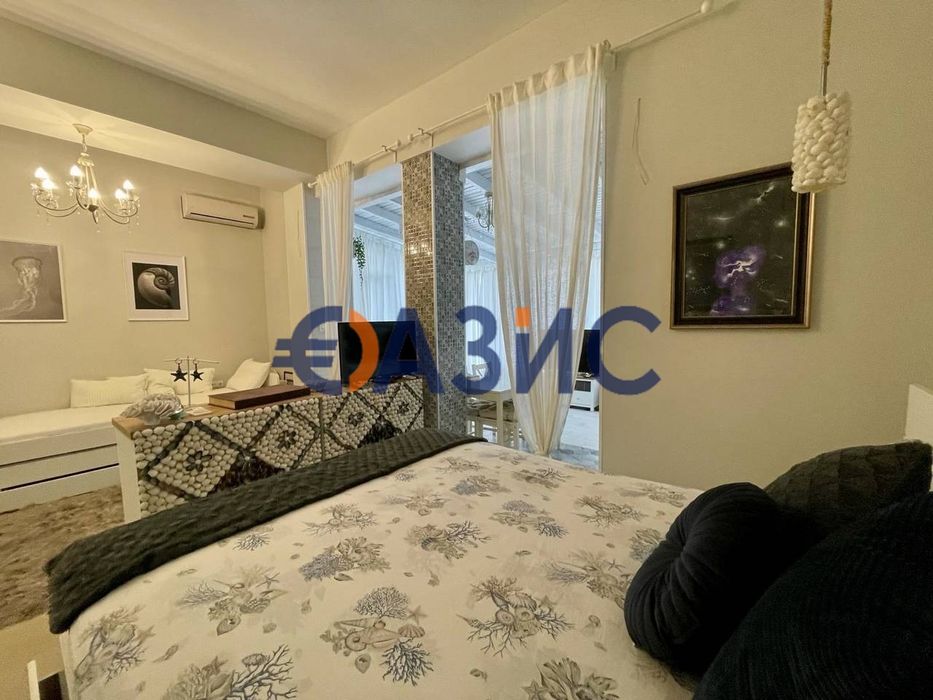 Тристаен апартамент в комплекс Sun Gate, 135 кв.м., Слънчев бряг,