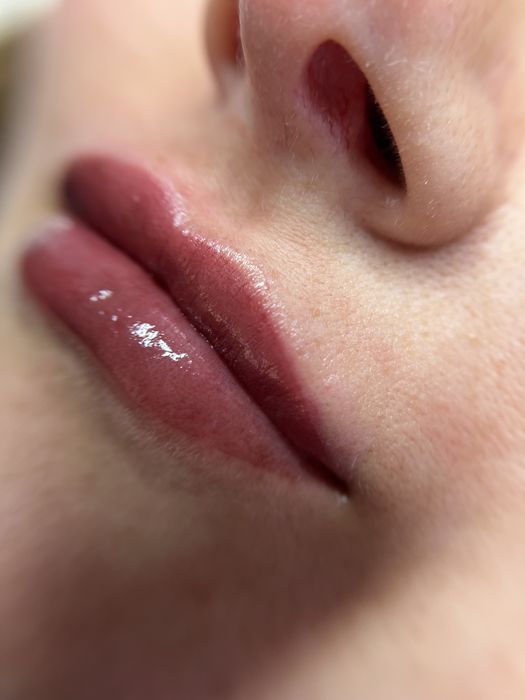 Micropigmentare BUZE si SPRANCENE efect natural