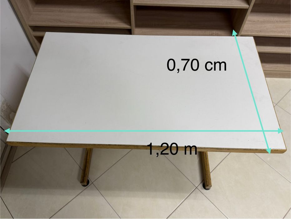 Masă dreptunghiulară  120 × 70 cm