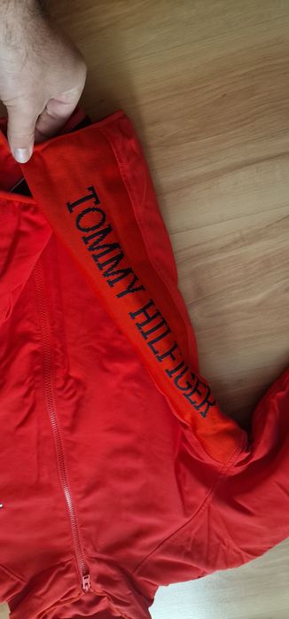 Geaca Tommy Hilfiger mărimea 164