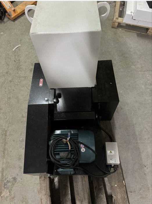 Шредер / Гранулатор - Чисто нов !