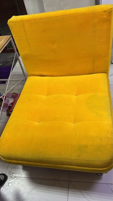 раскладное кресло и респшн