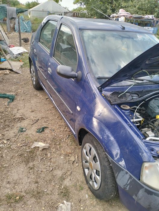 Dacia logan 1 avariată