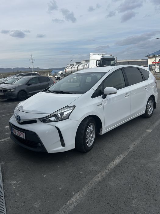Toyota prius plus 2017