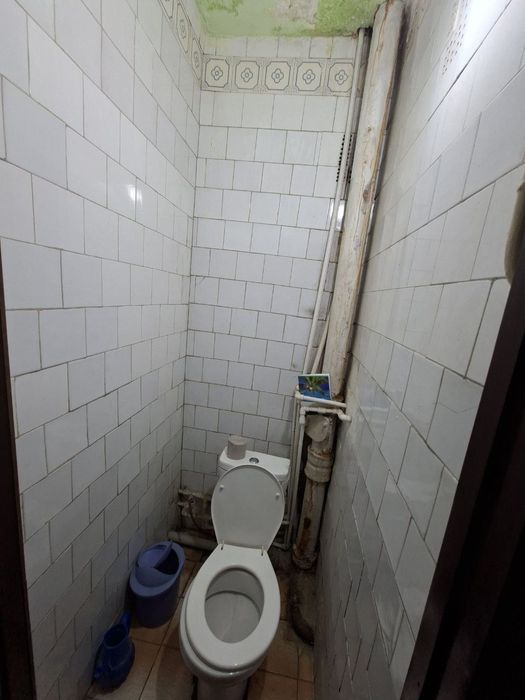 Срочно продаётся 2 ком квартира 1-этаж Заканал  ориентир . Нурафшон