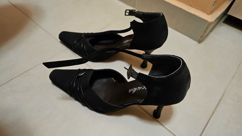 Дамски обувки по 10 лв