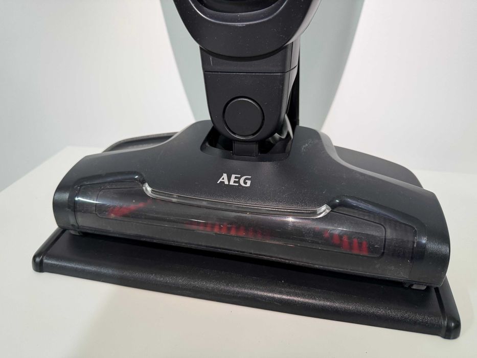 Безжична Прахосмукачка AEG QX6-1-45AN | Работи Перфектно | 99€