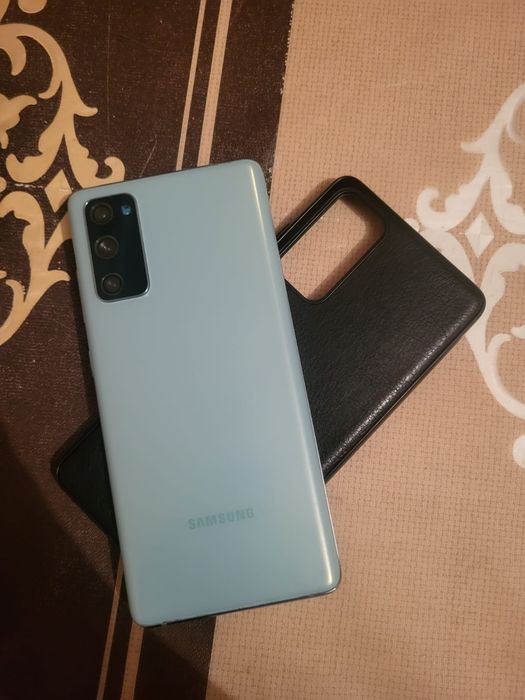 Samsung s20 fe 128/6
